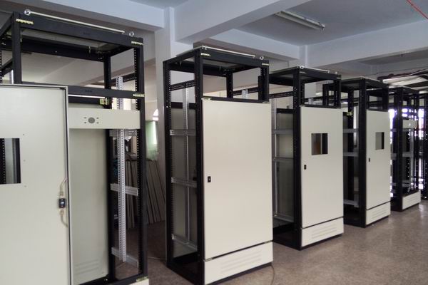 涪陵控制柜-3683厂家控制柜检修需要注意的